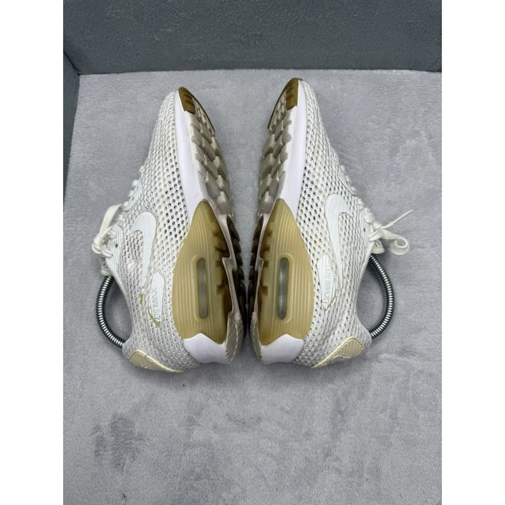 Nike Air Max 90 Ultra Breathe Womens 6 White Pure Platinum 725061-104 Mesh